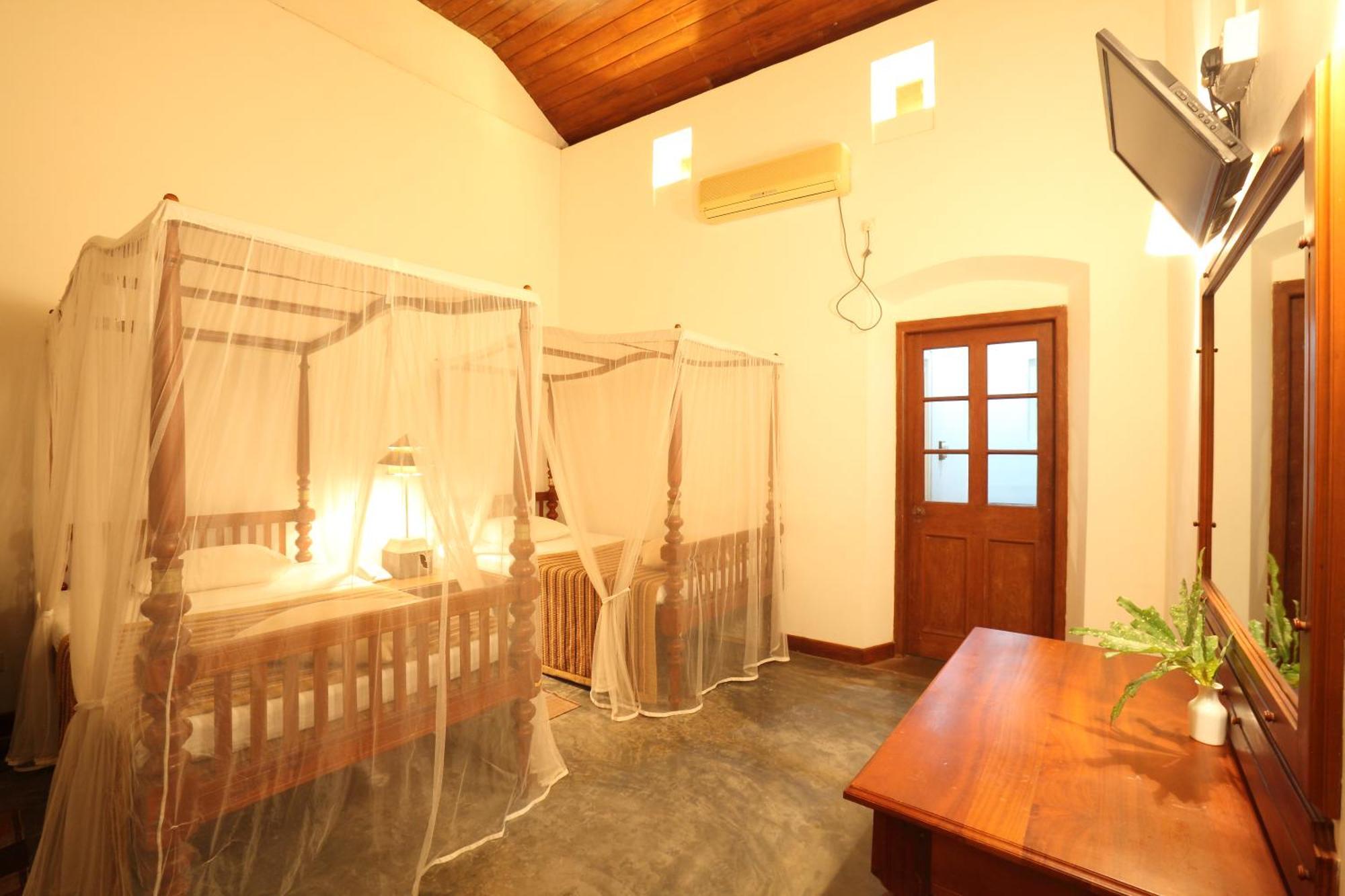 The Sanctuary At Tissawewa Otel Anuradhapura Dış mekan fotoğraf