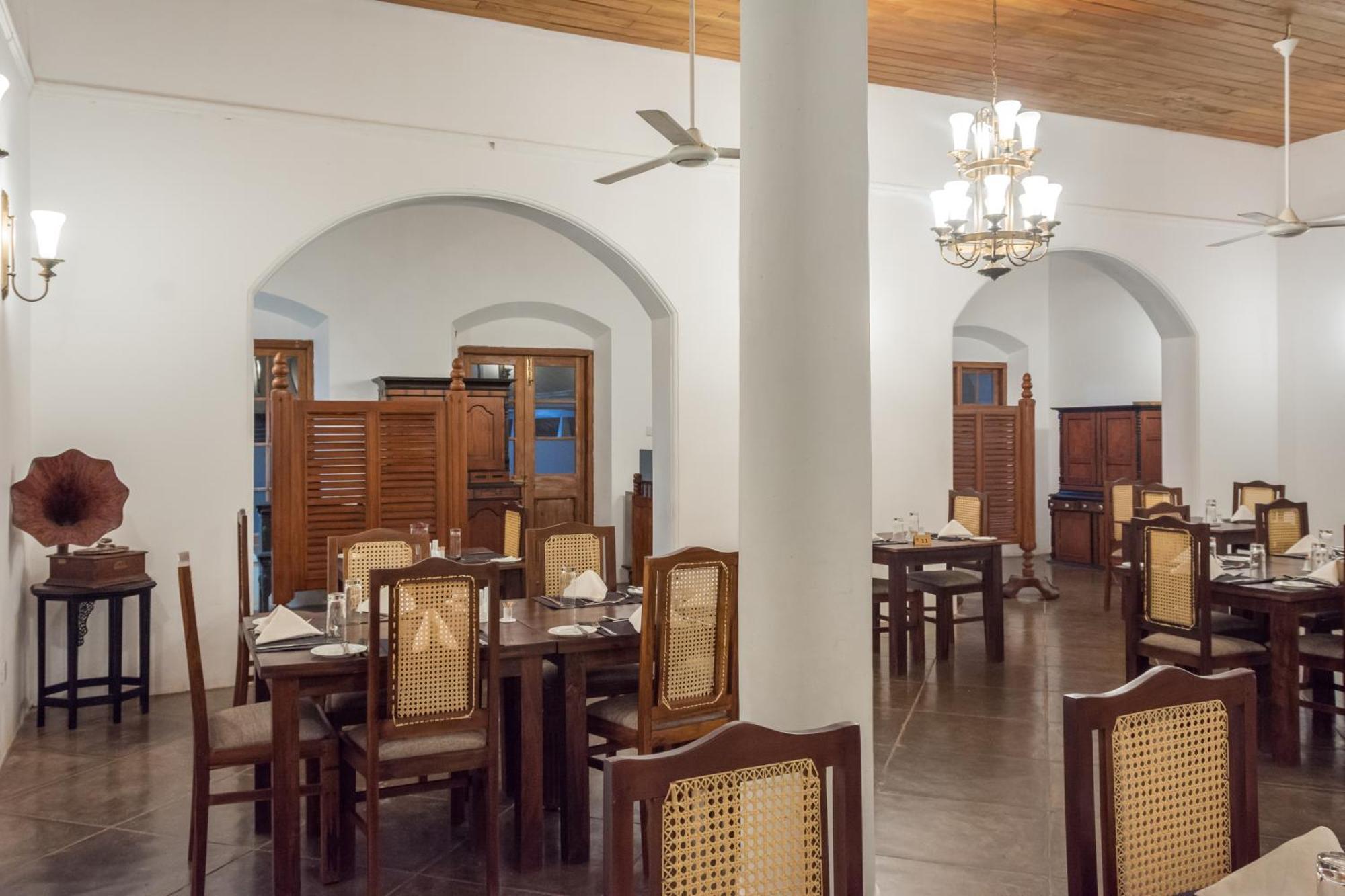 The Sanctuary At Tissawewa Otel Anuradhapura Dış mekan fotoğraf