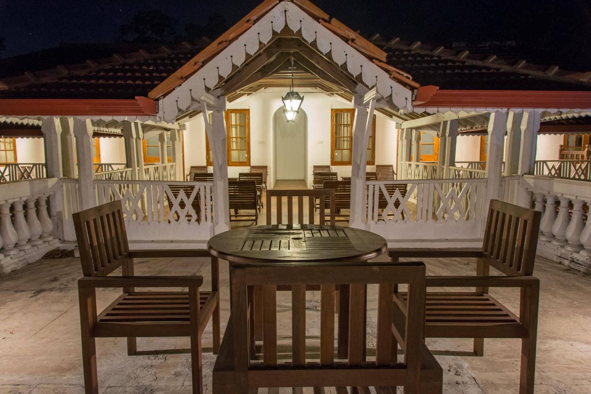 The Sanctuary At Tissawewa Otel Anuradhapura Dış mekan fotoğraf